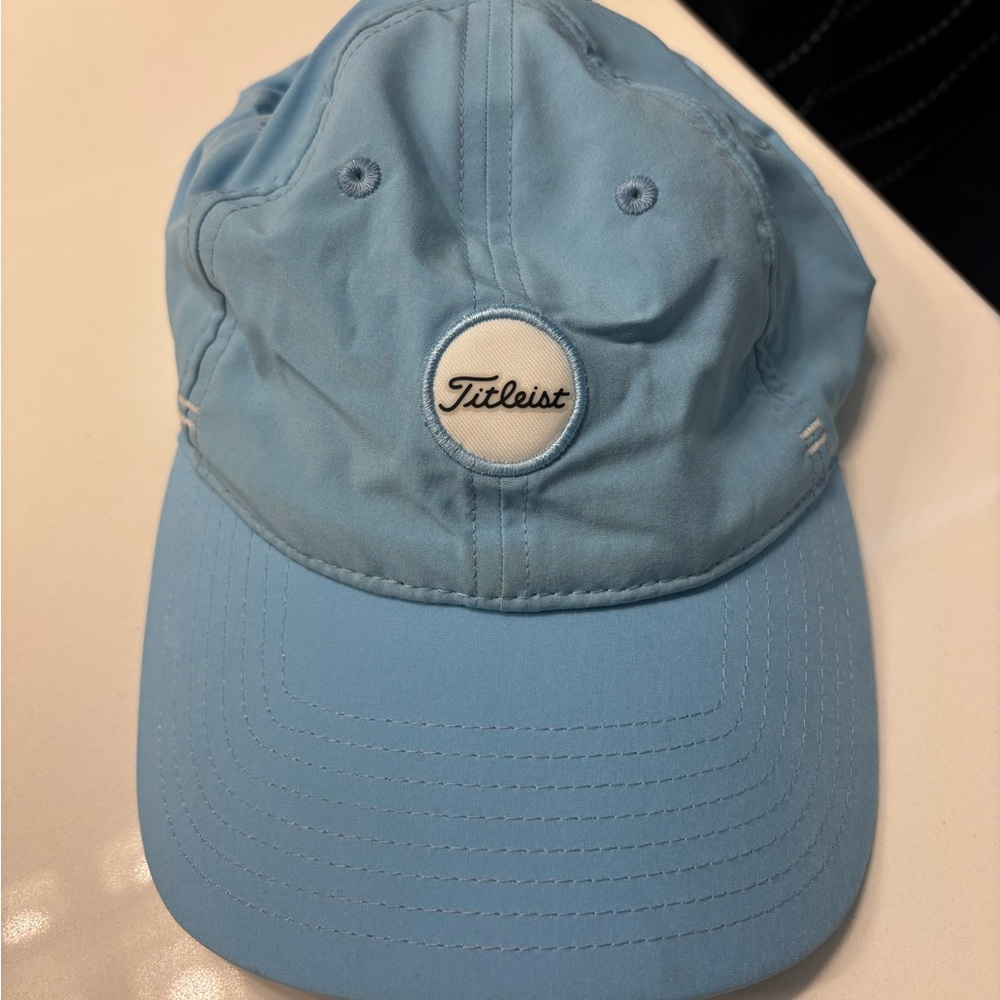 Titleist Women's Montauk Breezer Golf Hat Light Blue